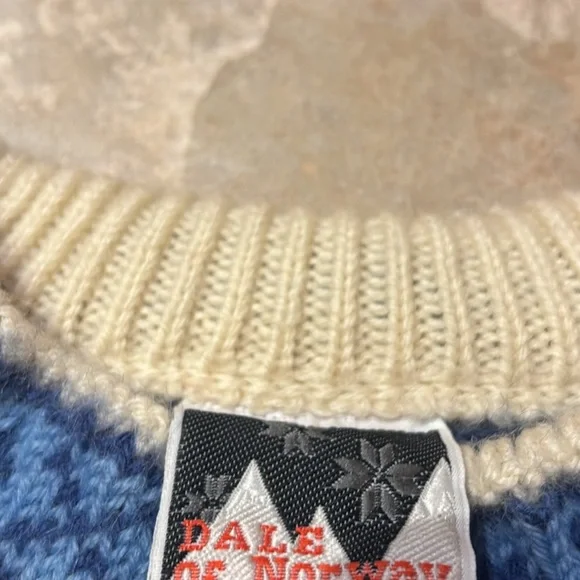 Vintage Dale of Norway women’s sweater